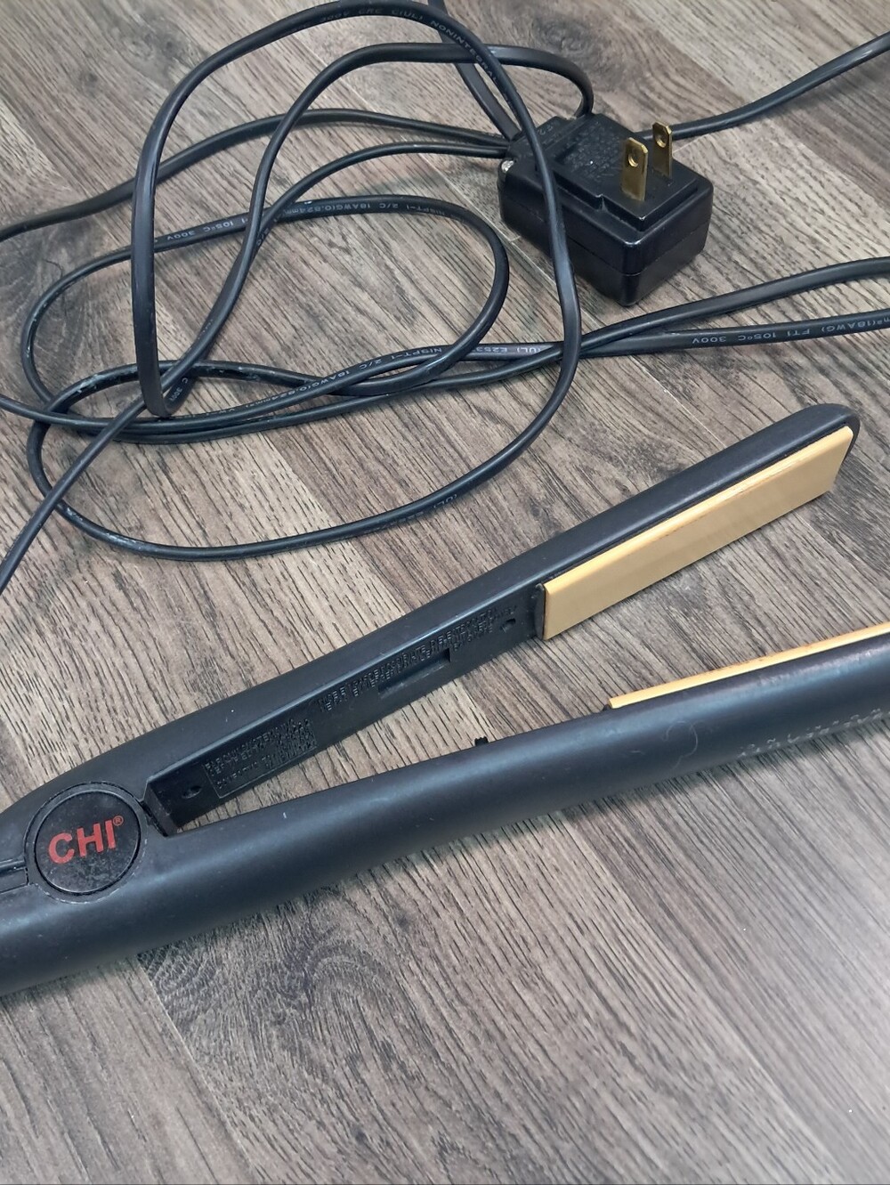 CHI Original Ceramic Hair Straightening Flat Iron 1" Plates Black Professional